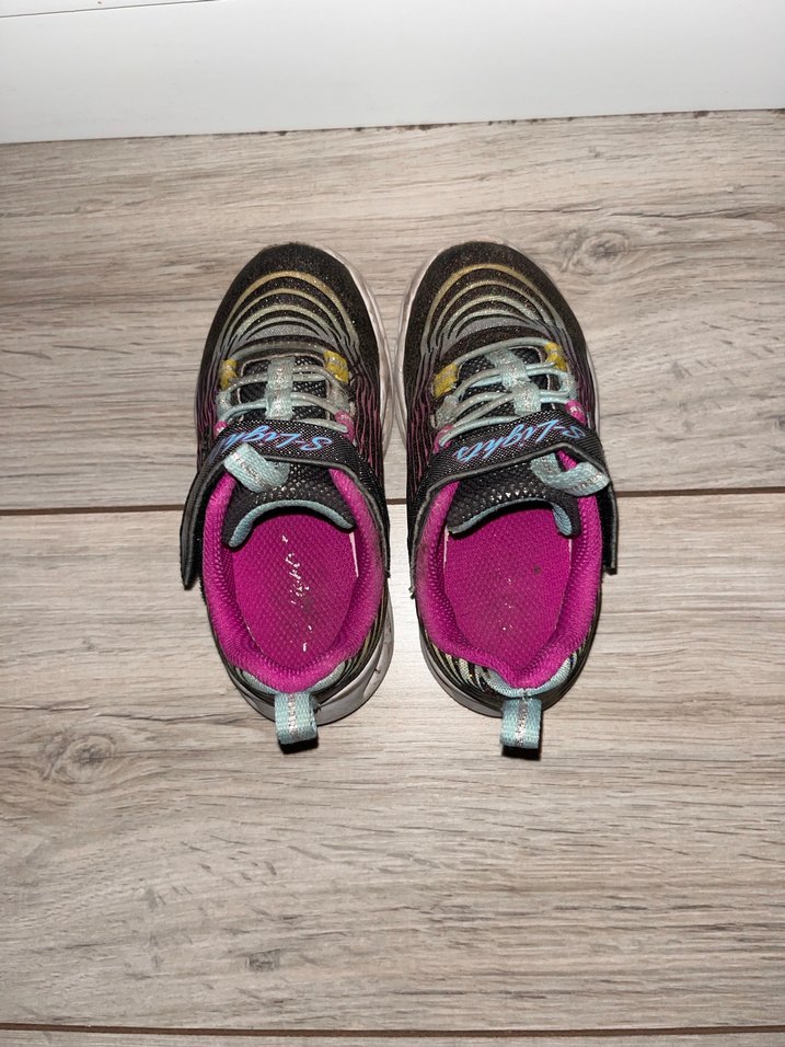 Skechers ışıklı spor ayakkabı - Görsel 3