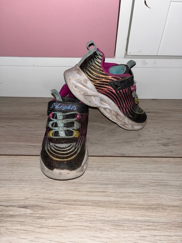 Skechers ışıklı spor ayakkabı - Görsel 5