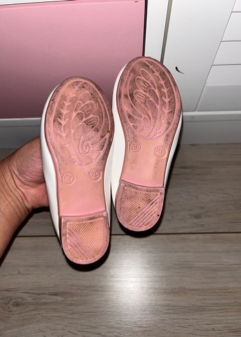 Fiyonklu Beyaz Kız Çocuk Babet Ayakkabı - Görsel 5