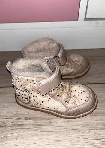 Kız Çocuk Bej Kürklü Bot - Görsel 6