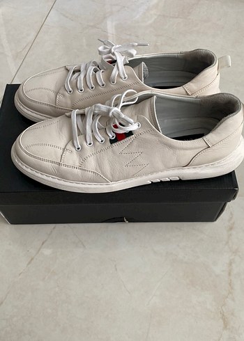 Beyaz Erkek Ayakkabı Bağcıkları - Tergan - Görsel 2