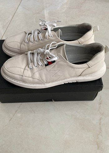 Beyaz Erkek Ayakkabı Bağcıkları - Tergan - Görsel 3