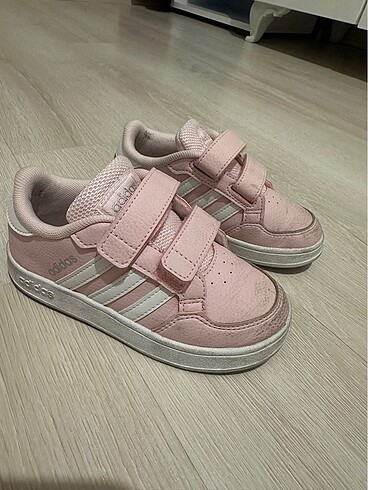 Adidas kız çocuk ayakkabı