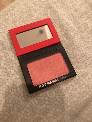 The balm hot mama