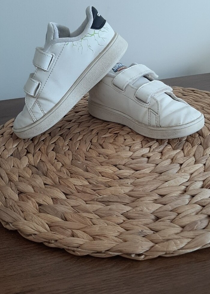Adidas çocuk ayakkqbısı - Görsel 3