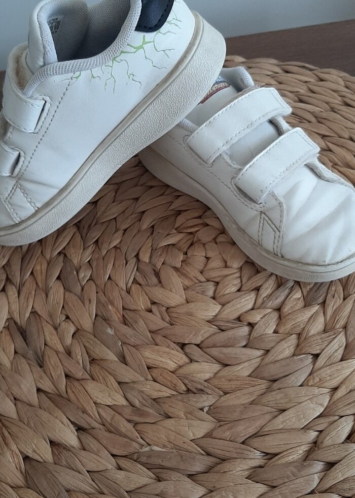 Adidas çocuk ayakkqbısı - Görsel 4