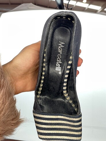36 Beden çeşitli Renk PreLoved Platform %70 İndirimli.