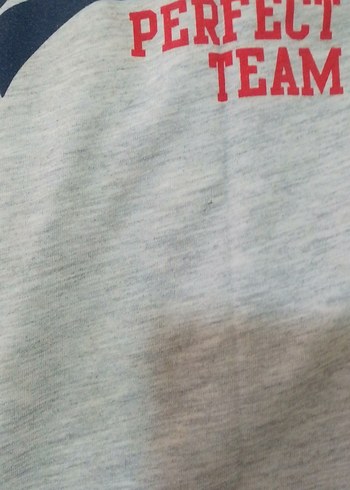 Erkek Çocuk Tişört 3 tanesi 20 tl 2 tanesi deligi var fotoda var - Görsel 8