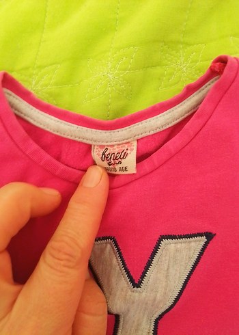 9 Yaş Beden Kız Çocuk Pembe Baskılı Sweatshirt 2 di birlikte 50 TL