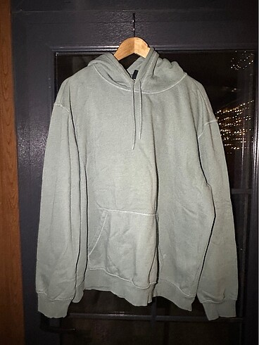 H&M ERKEK SWEATSHİRT XL BEDEN