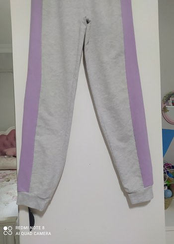 Gri Yanları Mor Şeritli Çocuk Eşofman - Görsel 4