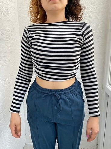 Kadın M beden crop badi