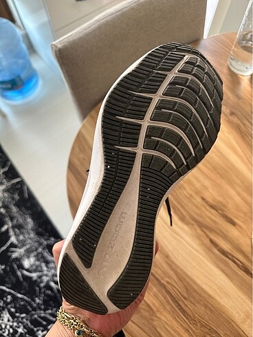 42 Beden Nike spor ayakkabı