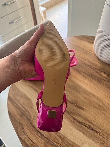 40 Beden Catwalk taşlı stiletto