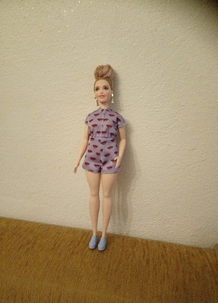 barbie fashionistas 75 nolu oyuncak bebek