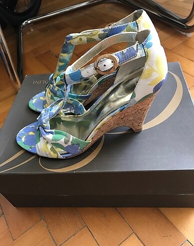 36 Beden Enzo Angiolini Dolgu Topuk Ayakkabı