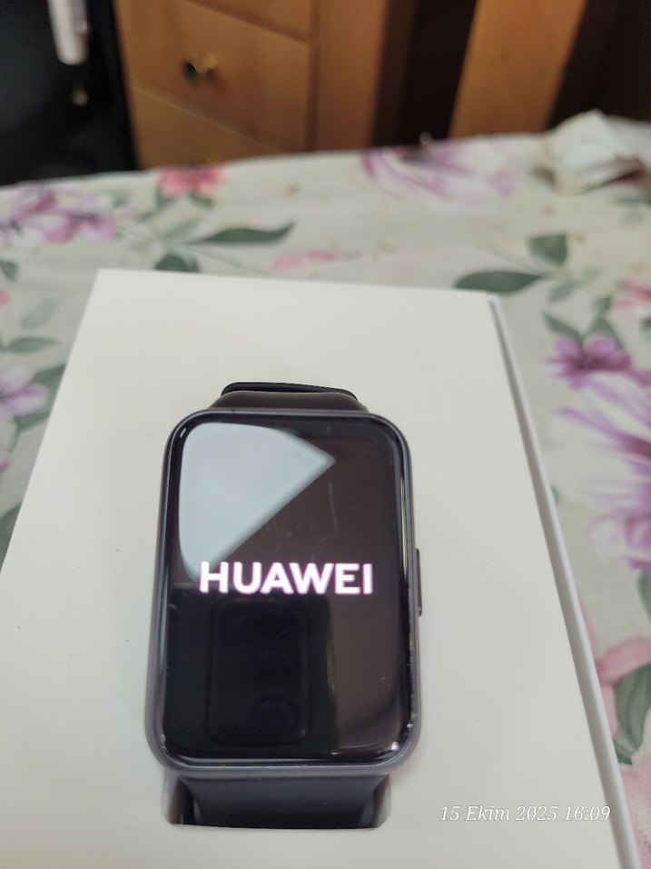 Huawei Watch Fit 2 siyah Akıllı Saat - Görsel 3