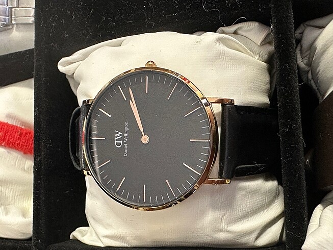 Daniel Wellington Saat