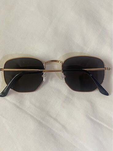 Rayban model güneş gözlüğü