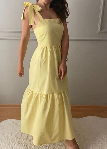 Sarı günlük uzun elbise