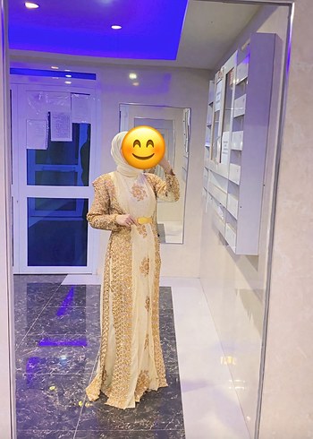 Uzun Gold Transparan Etnik Desenli Tesettür Elbise - Görsel 3