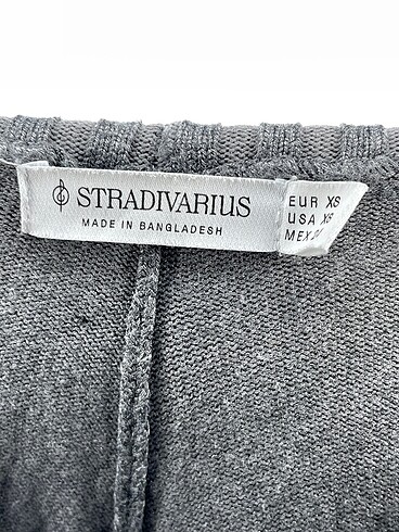xs Beden gri Renk Stradivarius Düz Kesim %70 İndirimli.