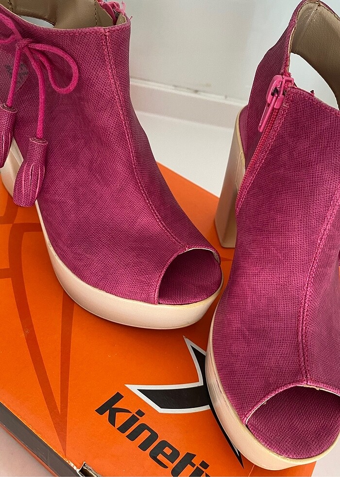 Topuklu ayakkabı - Görsel 4