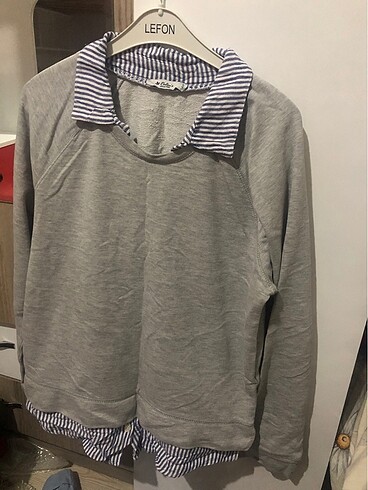 Sweatshirt