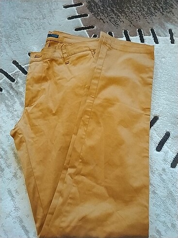 Zara Man kumaş pantolon.