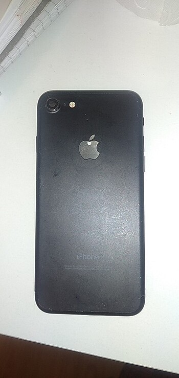 iPhone 7 kasası ve ana kart sağlam