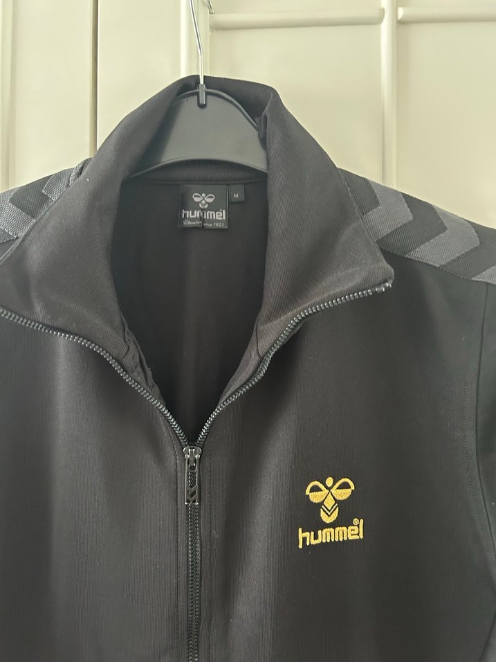 Siyah Fermuarlı Hummel Spor Ceket - Görsel 3