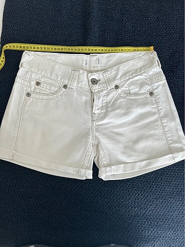 38 Beden BERSHKA jean şort