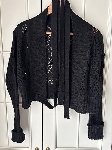 Sisley crop hırka