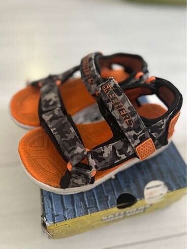 Skechers sandalet