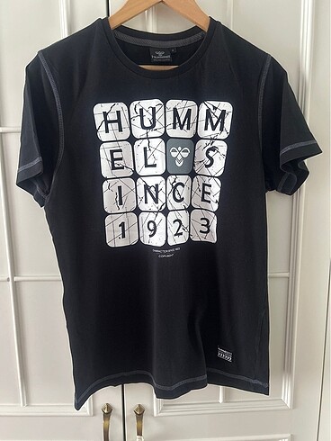 Hummel baskılı tişört