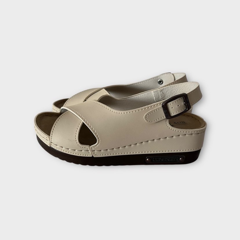 Bej Kadın Dolgu Topuklu Sandalet - Görsel 2