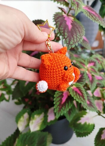 Beden Tilki amigurumi anahtarlık