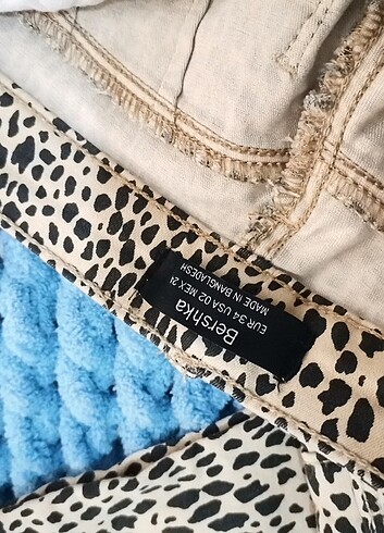 xs Beden çeşitli Renk Bershka Deve Tüyü Desenli Pantolon