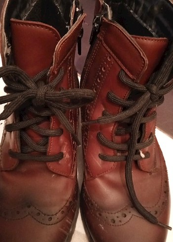 Kahverengi Deri Bağcıklı Kadın Bot - Görsel 2