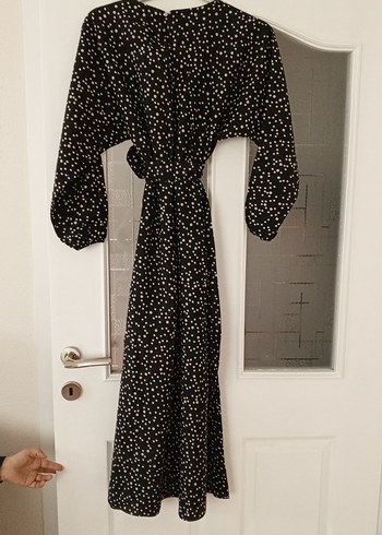 Düğmeli Siyah Desenli Uzun Elbise - Görsel 4