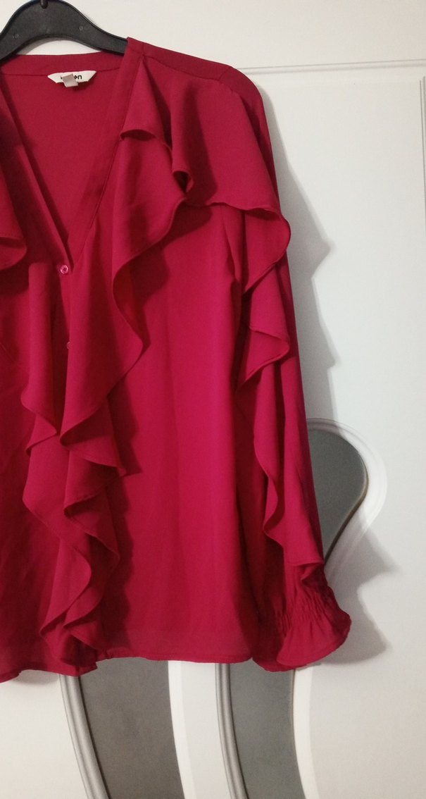 Fırfırlı V Yaka Kadın Bluz - Görsel 4