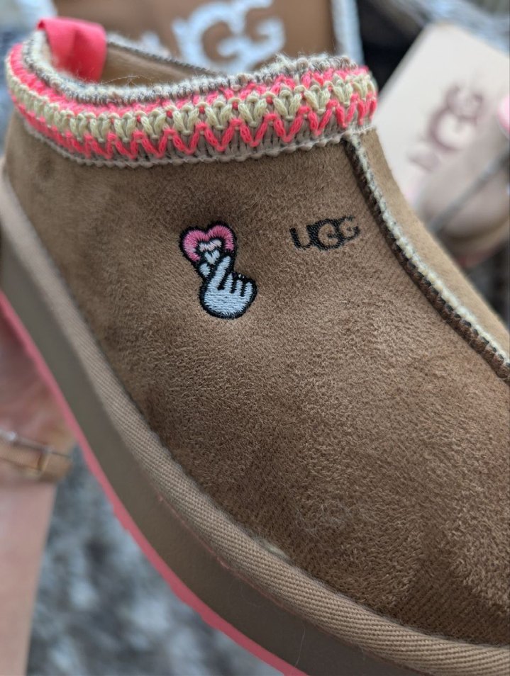 Kahverengi Süet Kürklü Kadın bot - Görsel 3