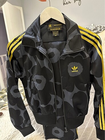 Adidas Orijinal Adidas eşofman takımı