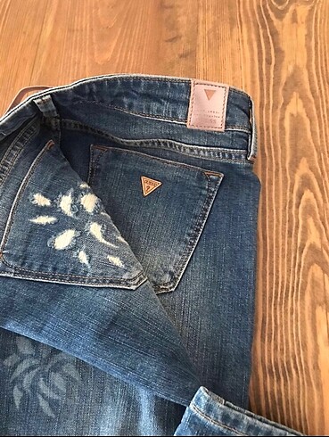 27 Beden Yeni Etiketli Jean Pantolon