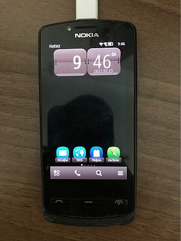 Nokia 700