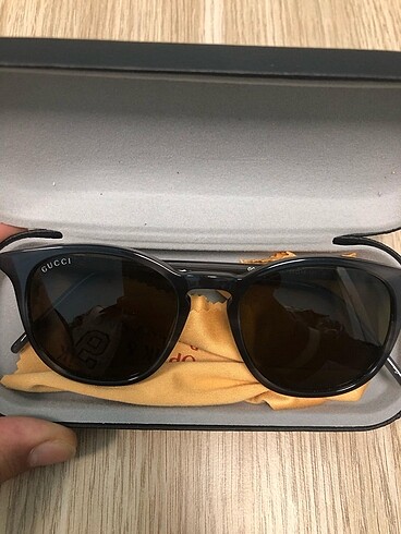 GUCCİ GÜNEŞ GÖZLÜĞÜ