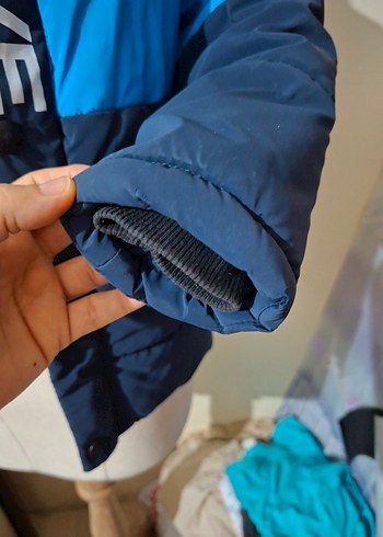 Renkli Desenli Mavi Erkek Çocuk Mont - Görsel 7