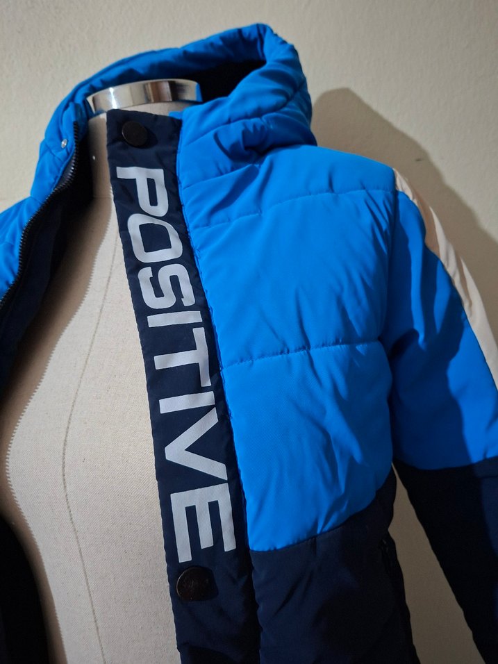 Renkli Desenli Mavi Erkek Çocuk Mont - Görsel 2