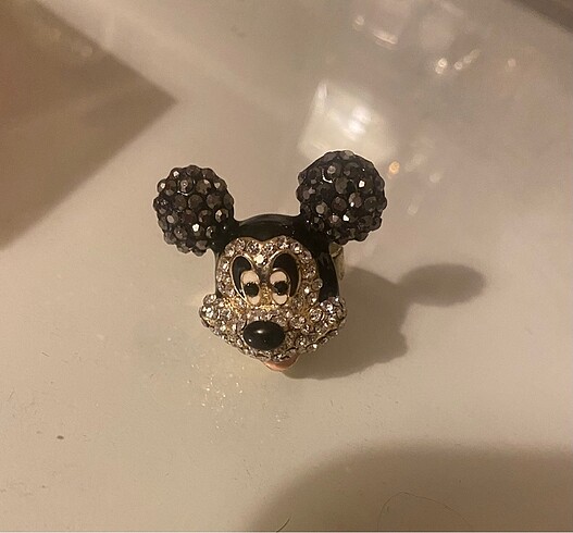 Mickey mouse yüzük