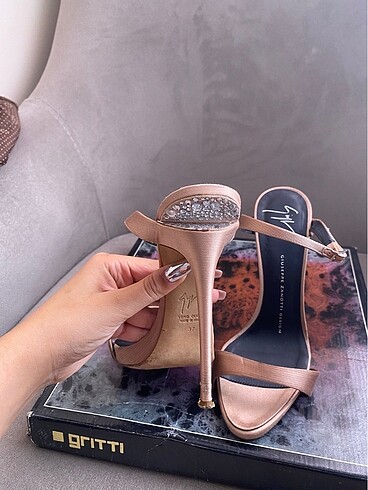 Giuseppe Zanotti Guiseppe zanotti topuklu abiye ayakkabı